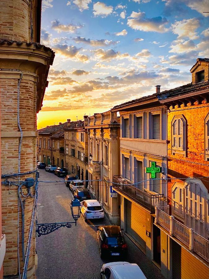 B&B Terrazza Sul Borgo Mogliano Bagian luar foto